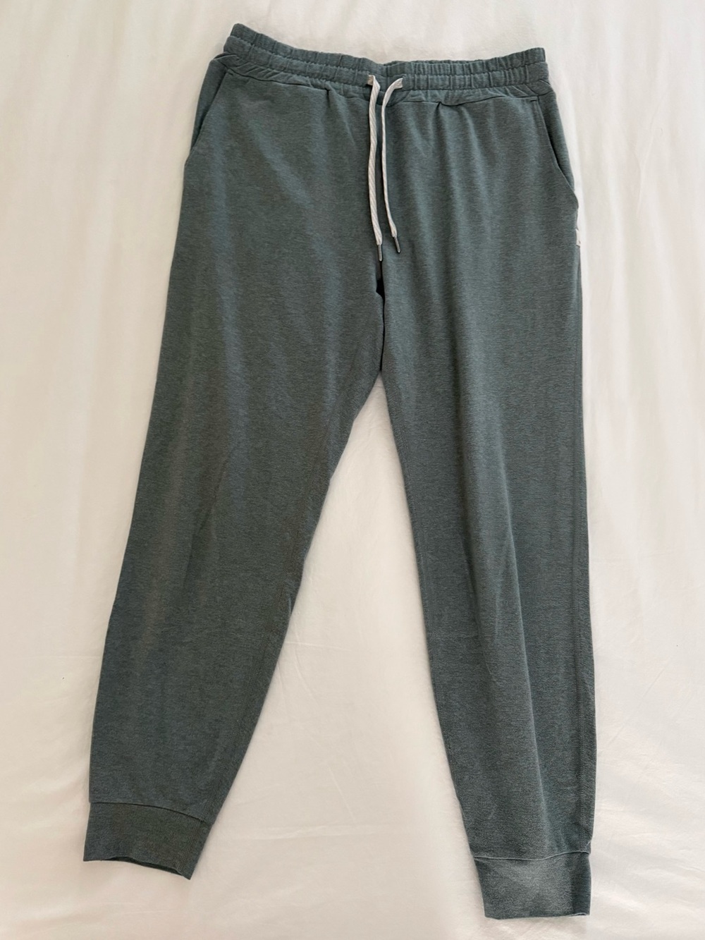 Vuori Women’s Performance Jogger- Small